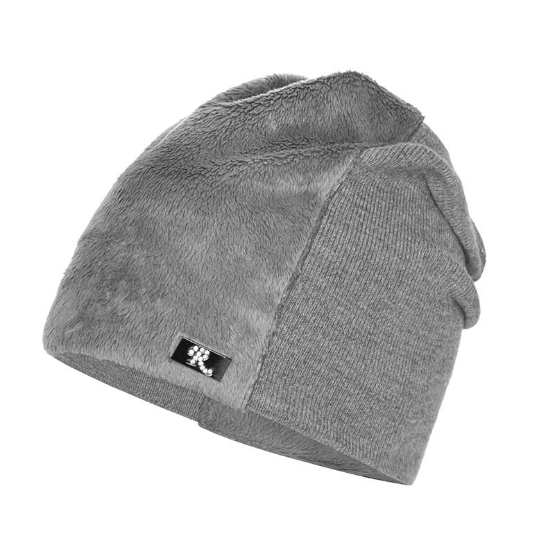 reverse-online.pl - Czapka damska - futerkiem